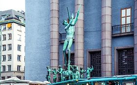 Queen'S Hotel By First Hotels